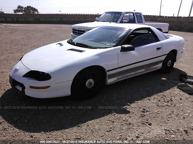 2G1FP22K1T2117839 - 1996 CHEVROLET CAMARO RS WHITE photo 2