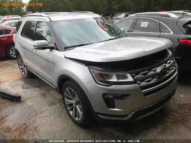 1FM5K7F82JGA05467 - 2018 FORD EXPLORER LIMITED Silber Foto 17