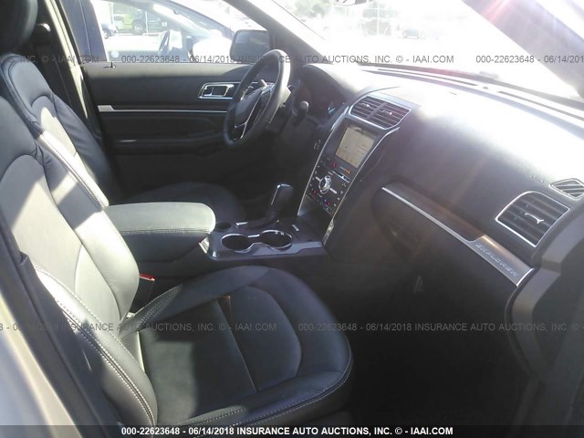 1FM5K7F82JGA05467 - 2018 FORD EXPLORER LIMITED Silber Foto 5