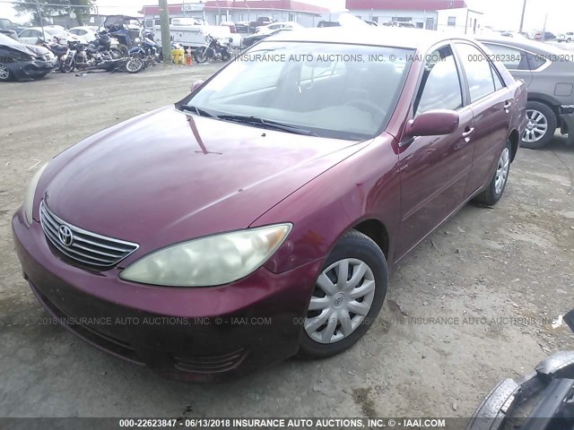 4T1BE32K15U047687 - 2005 TOYOTA CAMRY LE/XLE/SE 红色 照片 2