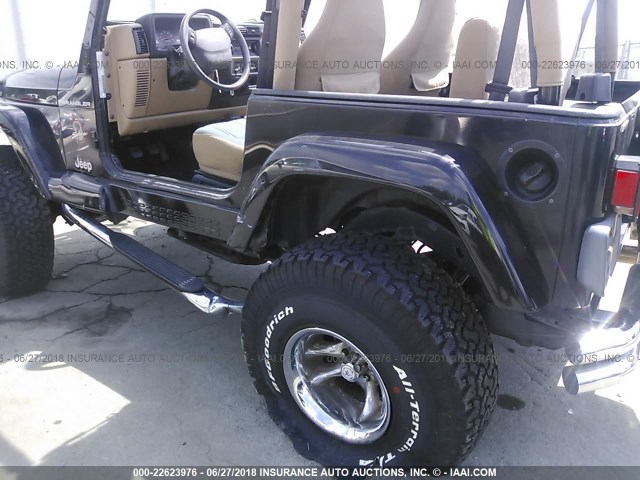 1J4FA59S22P713429 - 2002 JEEP WRANGLER / TJ SAHARA BLACK photo 6