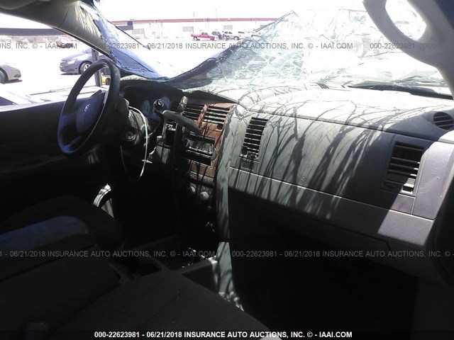 1D4HD38N55F536510 - 2005 DODGE DURANGO ST GRAY photo 5