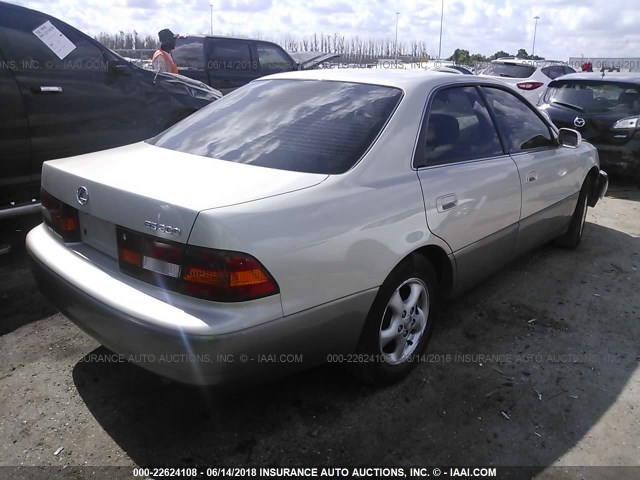 JT8BF28G1X0190081 - 1999 LEXUS ES 300 TAN photo 4