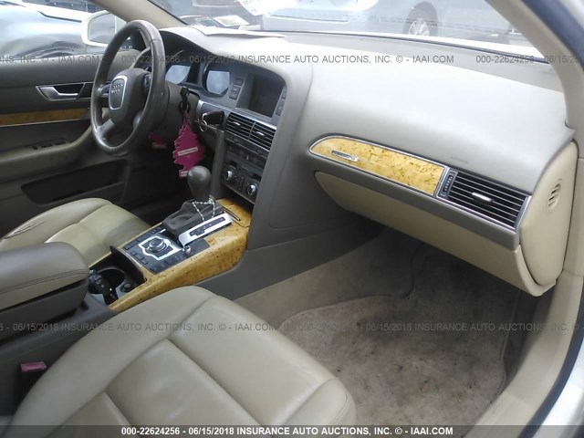 WAUDG74F25N101245 - 2005 AUDI A6 3.2 QUATTRO WHITE photo 5