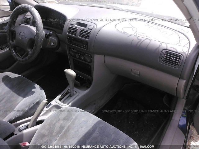 2T1BR18EXWC063481 - 1998 TOYOTA COROLLA VE/CE/LE 蓝色 照片 5