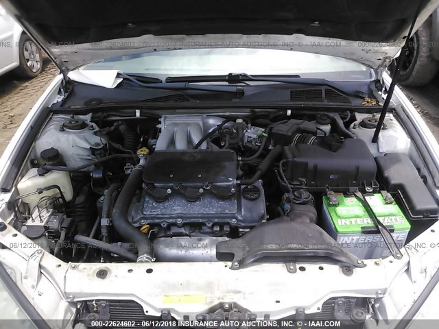 4T1BF32K82U026666 - 2002 TOYOTA CAMRY LE/XLE/SE 白色 照片 10