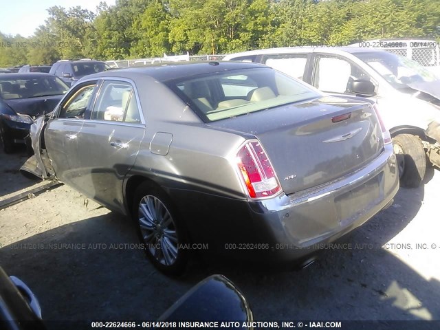 2C3CK6CT8BH611901 - 2011 CHRYSLER 300C GRAY photo 3