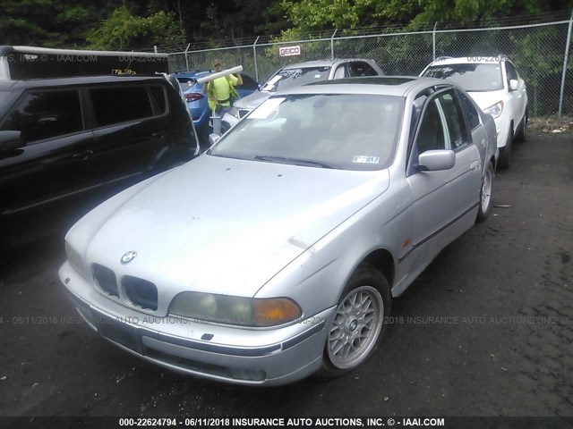 WBADM6340YGU22972 - 2000 BMW 528 I AUTOMATIC SILVER photo 2