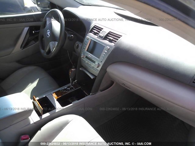 JTNBK46K383035639 - 2008 TOYOTA CAMRY LE/XLE/SE 灰色 照片 5