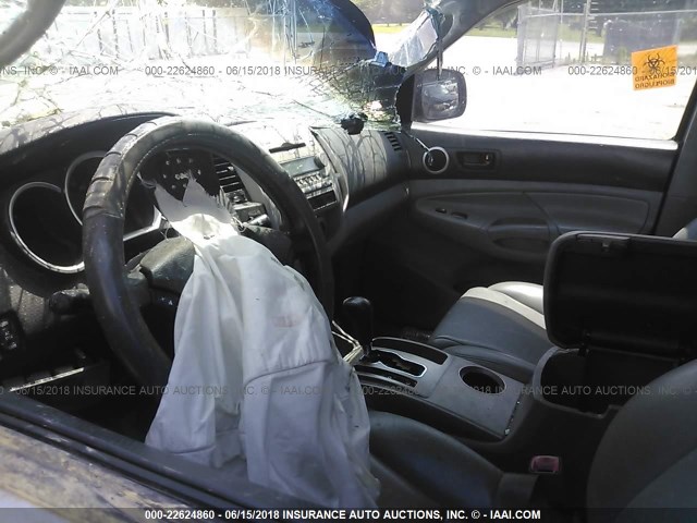 3TMJU62N26M028134 - 2006 TOYOTA TACOMA DOUBLE CAB PRERUNNER SILVER photo 5