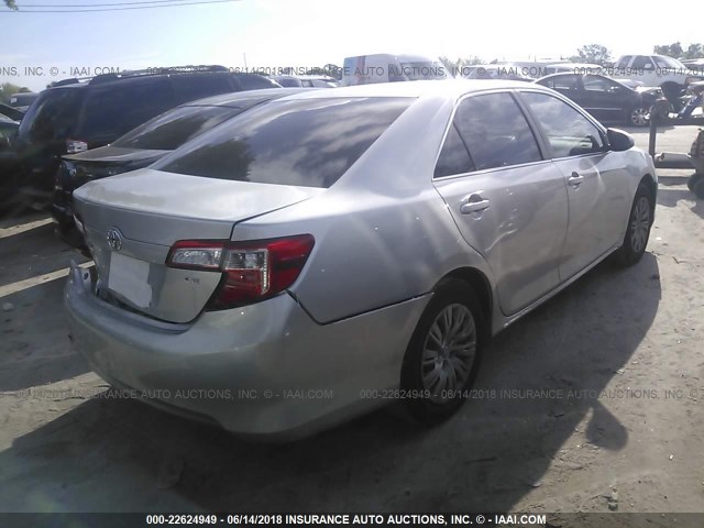4T1BF1FK0CU195158 - 2012 TOYOTA CAMRY SE/LE/XLE SILVER photo 4