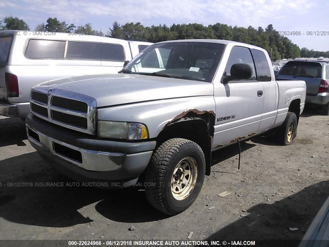 1B7HF13Y5YJ141855 - 2000 DODGE RAM 1500 SILVER photo 2