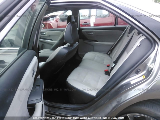 4T1BF1FK0GU227970 - 2016 TOYOTA CAMRY LE/XLE/SE/XSE 灰色 照片 8