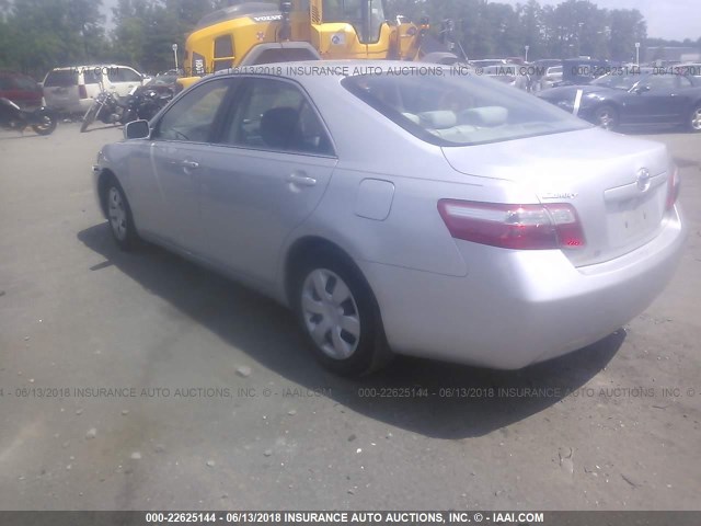 4T1BE46K58U791815 - 2008 TOYOTA CAMRY CE/LE/XLE/SE SILVER photo 3