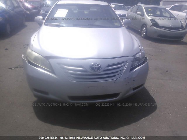 4T1BE46K58U791815 - 2008 TOYOTA CAMRY CE/LE/XLE/SE SILVER photo 6