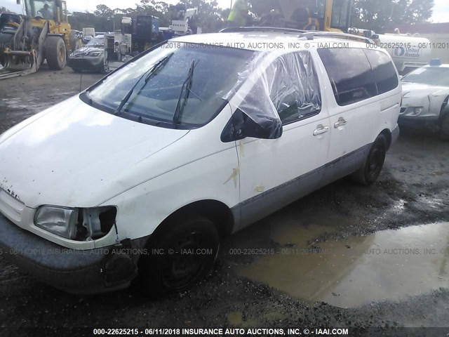 4T3ZF13C2XU163563 - 1999 TOYOTA SIENNA LE/XLE WHITE photo 2