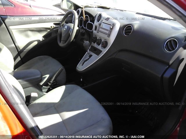 2T1KU4EE0AC340927 - 2010 TOYOTA COROLLA MATRIX  RED photo 5