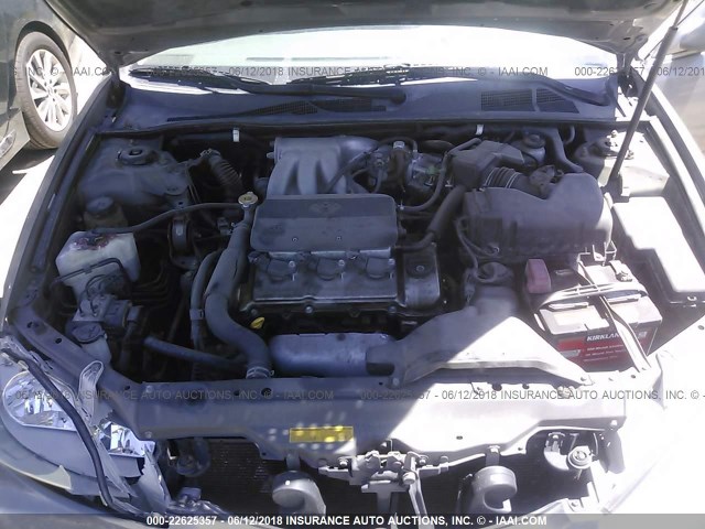 4T1BF32K52U522363 - 2002 TOYOTA CAMRY LE/XLE/SE ფერფლისფერი ფოტო 10