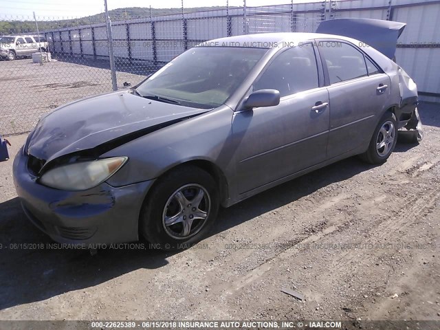 4T1BE32KX5U641100 - 2005 TOYOTA CAMRY LE/XLE/SE Boz foto 2