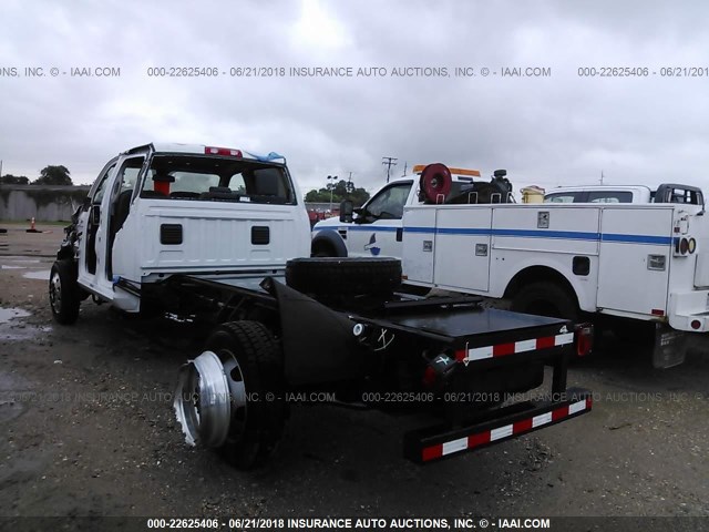 3C7WRNFL8HG773436 - 2017 RAM 5500 4X4 CREWCAB  WHITE photo 3