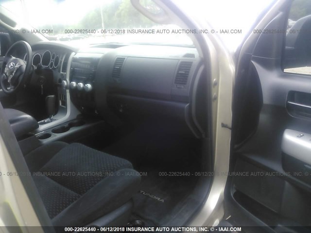 5TBRV54187S472505 - 2007 TOYOTA TUNDRA DOUBLE CAB SR5 TAN photo 5