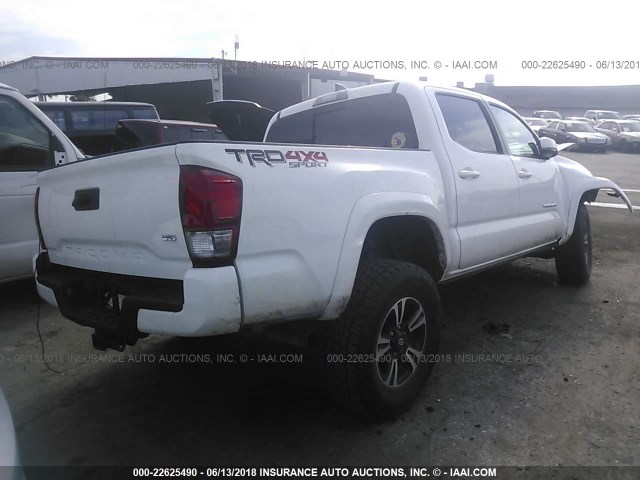 5TFCZ5AN7HX060645 - 2017 TOYOTA TACOMA DBL CAB/SR/TRDSPT/OR/PRO თეთრი ფოტო 4