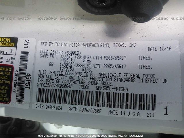 5TFCZ5AN7HX060645 - 2017 TOYOTA TACOMA DBL CAB/SR/TRDSPT/OR/PRO თეთრი ფოტო 9