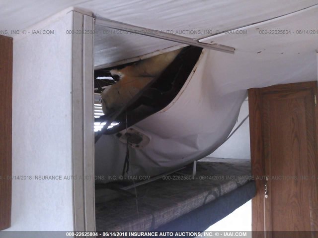 4X4TWLB29YR130579 - 2000 FOREST RIVER WILDWOOD  白色 照片 10