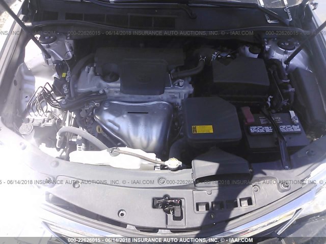 4T1BF1FK3EU361028 - 2014 TOYOTA CAMRY L/SE/LE/XLE ვერცხლისფერი ფოტო 10