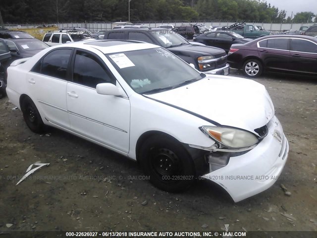 4T1BE30K52U108196 - 2002 TOYOTA CAMRY LE/XLE/SE თეთრი ფოტო 1