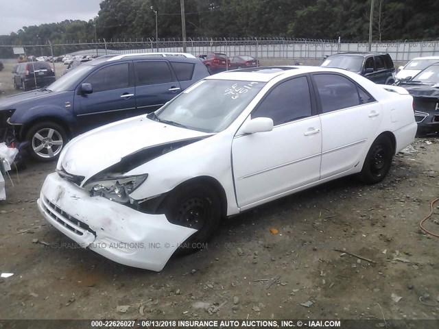 4T1BE30K52U108196 - 2002 TOYOTA CAMRY LE/XLE/SE თეთრი ფოტო 2