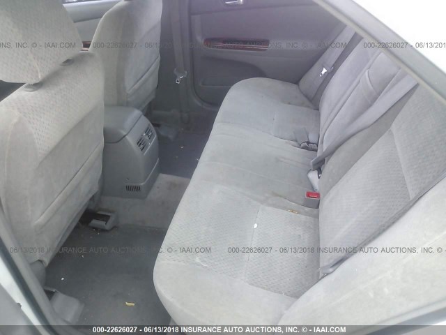 4T1BE30K52U108196 - 2002 TOYOTA CAMRY LE/XLE/SE თეთრი ფოტო 8