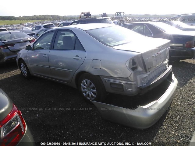 4T1BE32K95U102354 - 2005 TOYOTA CAMRY LE/XLE/SE 银色 照片 3
