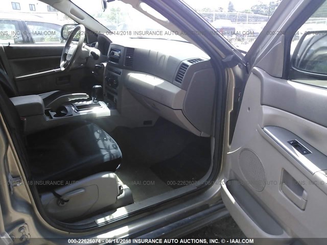 1J4GR48K96C213841 - 2006 JEEP GRAND CHEROKEE LAREDO/COLUMBIA/FREEDOM 金色 照片 5