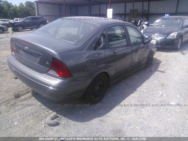 1FAFP34354W166325 - 2004 FORD FOCUS SE COMFORT/SE SPORT GRAY photo 4