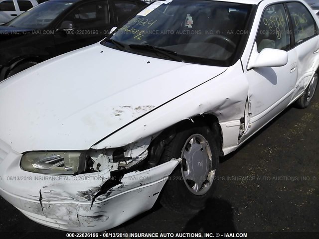 4T1BG22K6XU909924 - 1999 TOYOTA CAMRY CE/LE/XLE თეთრი ფოტო 6