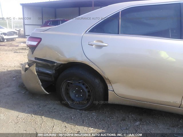 4T1BF3EK8AU060035 - 2010 TOYOTA CAMRY SE/LE/XLE GOLD photo 6