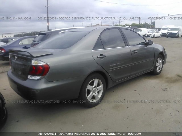 4T1BE32K25U625473 - 2005 TOYOTA CAMRY LE/XLE/SE 灰色 照片 4