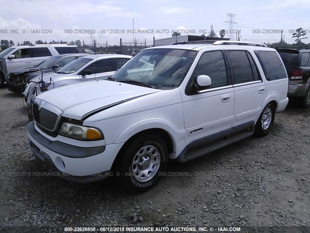 5LMRU27A3XLJ25615 - 1999 LINCOLN NAVIGATOR WHITE photo 2