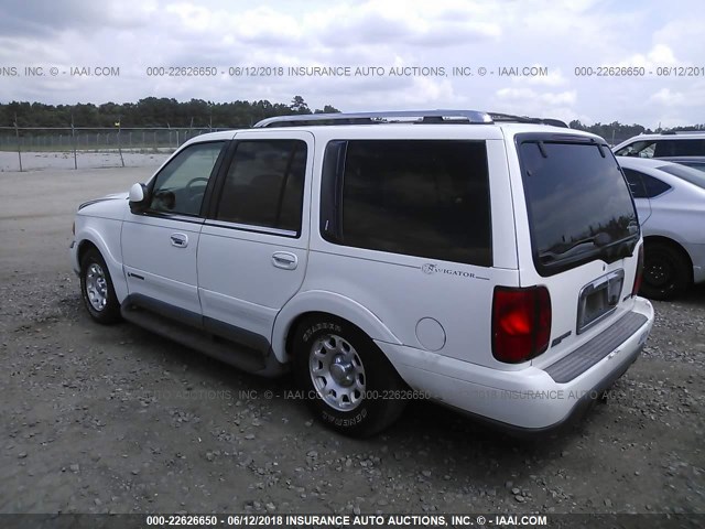 5LMRU27A3XLJ25615 - 1999 LINCOLN NAVIGATOR WHITE photo 3