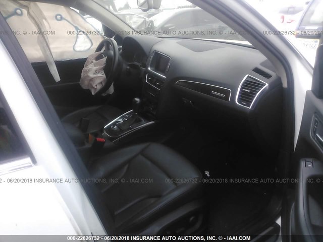 WA1LFAFP2CA136466 - 2012 AUDI Q5 PREMIUM PLUS WHITE photo 5