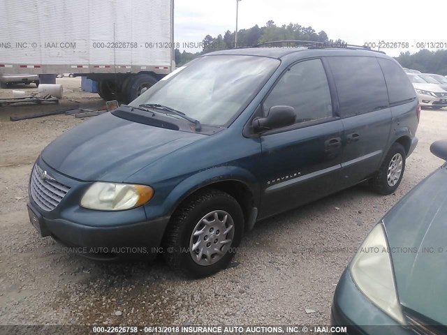 1C4GJ25301B261015 - 2001 CHRYSLER VOYAGER GREEN photo 2