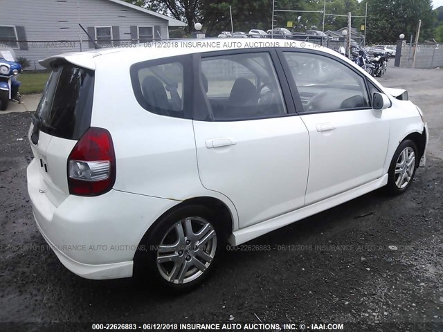 JHMGD386X7S047885 - 2007 HONDA FIT S WHITE photo 4