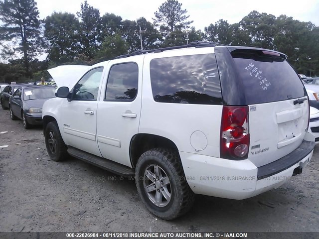 1GKS1AE03CR220886 - 2012 GMC YUKON SLE WHITE photo 3