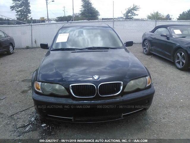 WBAEV53452KM19310 - 2002 BMW 330 I BLACK photo 6