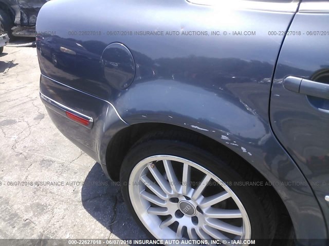 WVWRH63B11P299507 - 2001 VOLKSWAGEN PASSAT GLX 灰色 照片 6