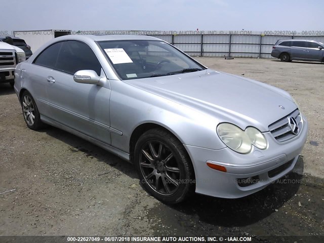 WDBTJ56J26F194929 - 2006 MERCEDES-BENZ CLK 350 SILVER photo 1