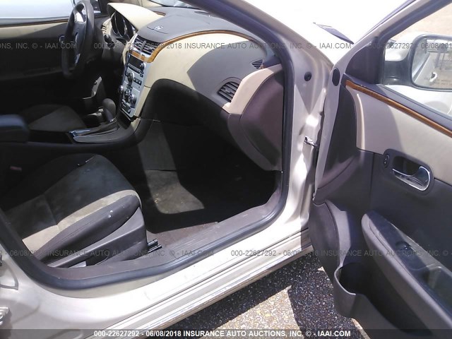 1G1ZC5EB5AF156791 - 2010 CHEVROLET MALIBU 1LT 香槟色 照片 5