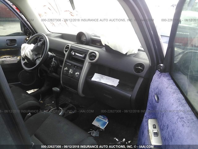 JTLKT324150199864 - 2005 TOYOTA SCION XB BLUE photo 5