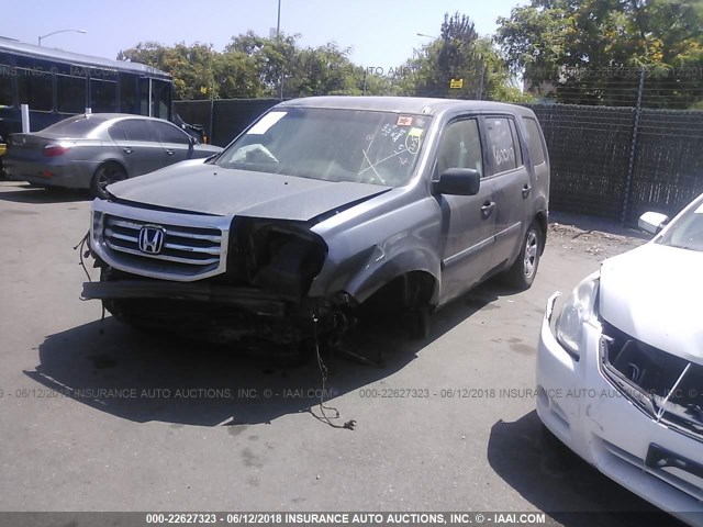 5FNYF3H24EB012895 - 2014 HONDA PILOT LX GRAY photo 2